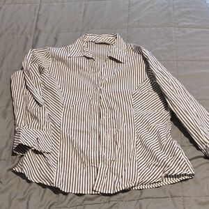 Women's Fitted Black and White Striped Shirt